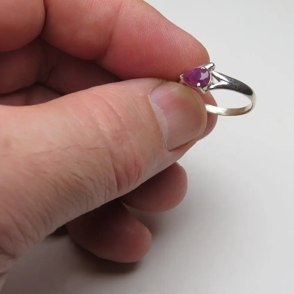 *925 Sterling Silver Genuine Ruby Ring - Picture 5 of 5